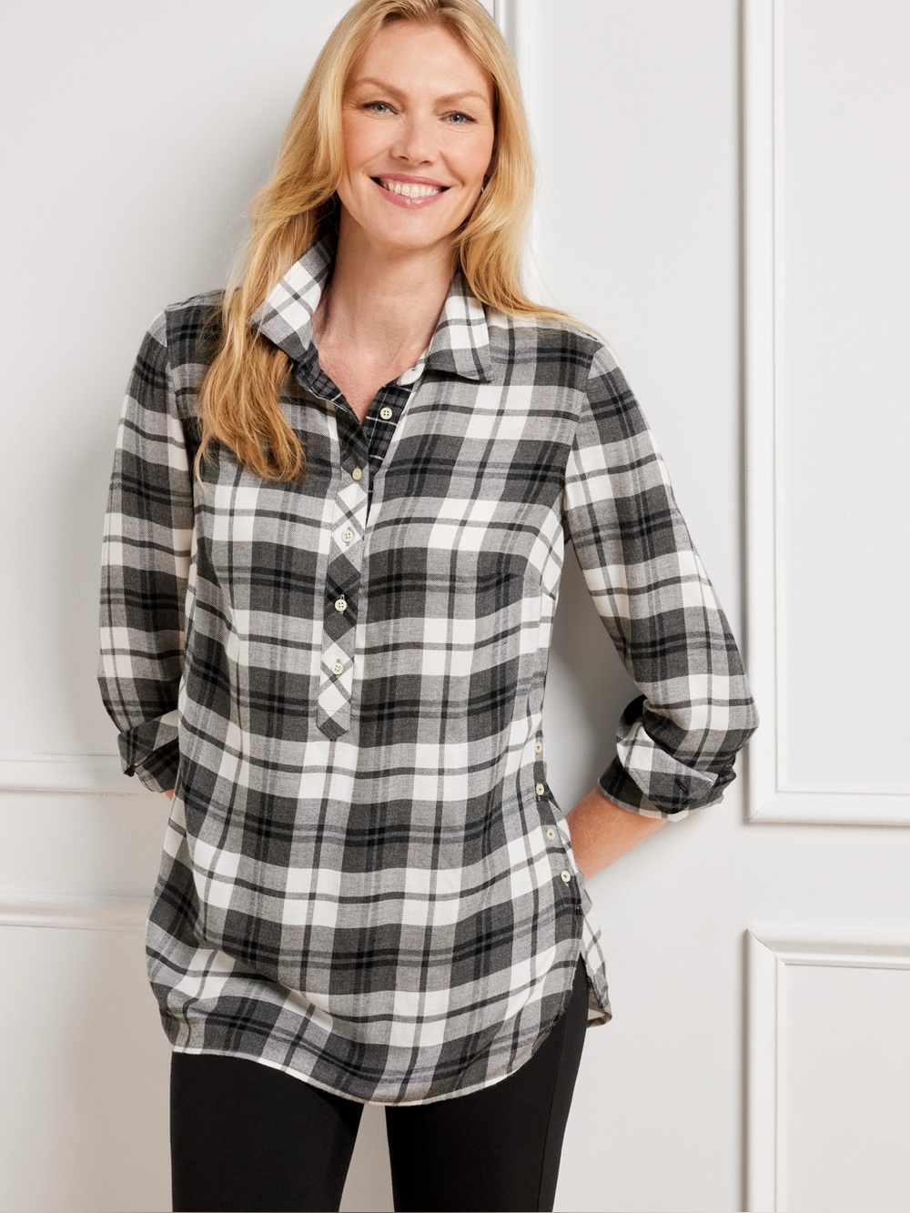 Talbots Button Detail Plaid Tunic Top Women’s Size M Henley Pullover Flannel